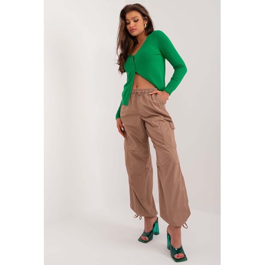 Brązowe spodnie damskie typu cargo z bawełny ze sklepu 5.10.15 w kategorii Spodnie damskie - zdjęcie 172027770