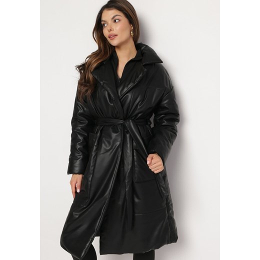 Czarny Płaszcz z Imitacji Skóry z Wiązanym Paskiem Telmi ze sklepu Born2be Odzież w kategorii Płaszcze damskie - zdjęcie 172031062