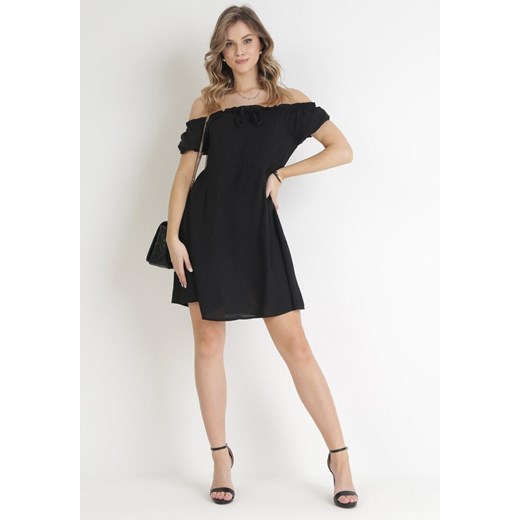 Czarna Sukienka Mini Hiszpanka z Marszczoną Gumką Lakenzie ze sklepu Born2be Odzież w kategorii Sukienki - zdjęcie 172031801