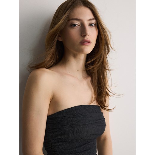 Bluzka damska Reserved casual z okrągłym dekoltem bez rękawów 