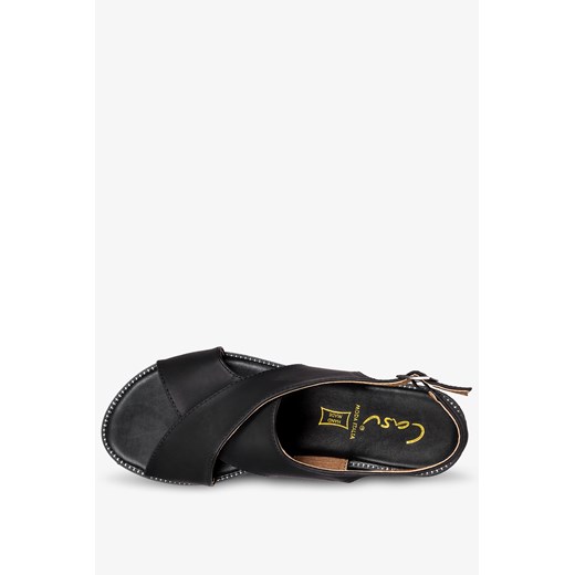 Czarne sandały płaskie z ozdobną podeszwą paski na krzyż Casu K23X4-B Casu 36 okazyjna cena Casu.pl