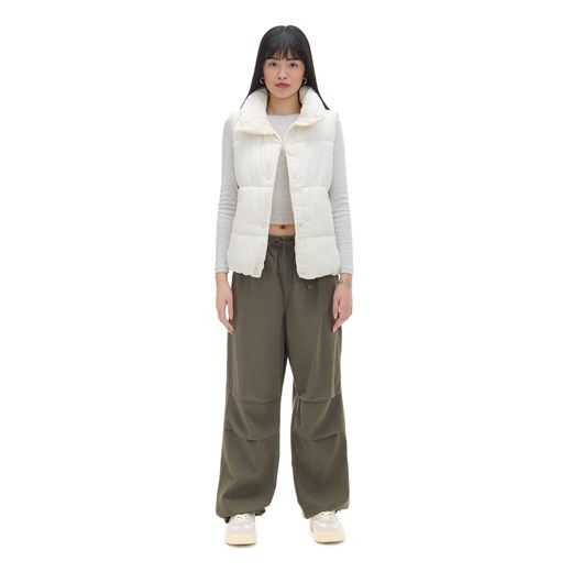 Cropp - Kremowa pikowana kamizelka - kremowy Cropp S Cropp