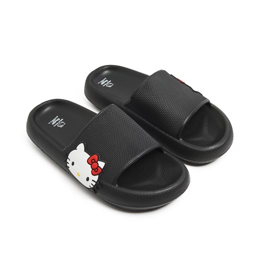Cropp - Czarne klapki z motywem Hello Kitty - czarny Cropp 40 Cropp