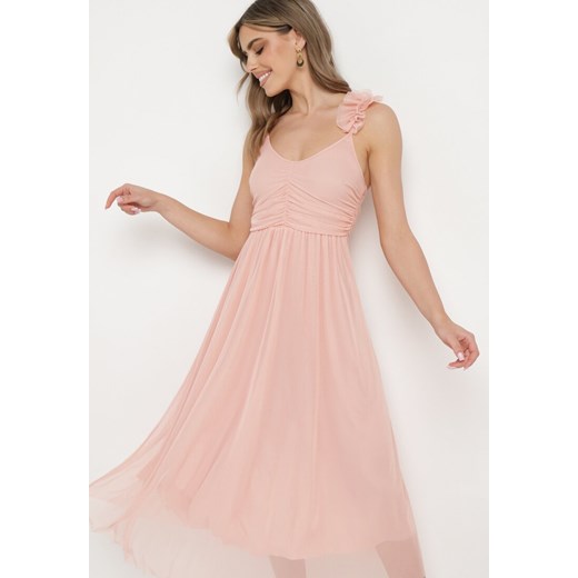 Różowa Sukienka na Ramiączkach z Gumką w Talii i Falbanką Watalia S promocja Born2be Odzież