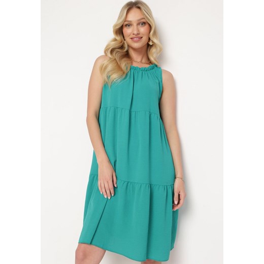 Zielona Rozkloszowana Sukienka bez Rękawów z Falbanką Uzita ze sklepu Born2be Odzież w kategorii Sukienki - zdjęcie 172102163