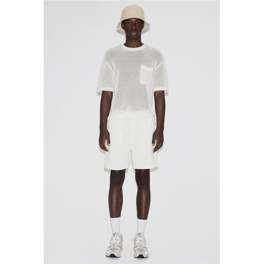 H & M - Sztruksowe szorty Regular Fit - Biały ze sklepu H&M w kategorii Spodenki męskie - zdjęcie 172107932