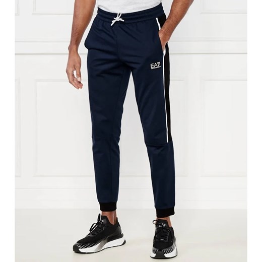 EA7 Spodnie dresowe | Regular Fit ze sklepu Gomez Fashion Store w kategorii Spodnie męskie - zdjęcie 172110503