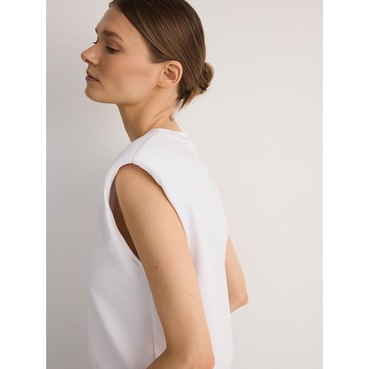 Reserved - T-shirt z poduszkami na ramionach - biały ze sklepu Reserved w kategorii Bluzki damskie - zdjęcie 172135020