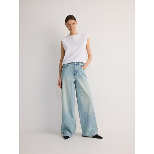 Bluzka damska Reserved z okrągłym dekoltem 