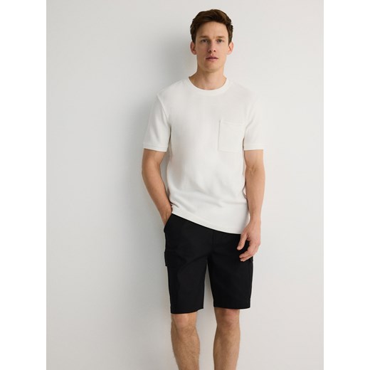 Reserved - Strukturalny t-shirt slim - złamana biel ze sklepu Reserved w kategorii T-shirty męskie - zdjęcie 172140484