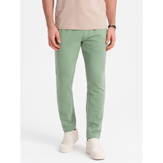 Spodnie męskie dresowe z nogawką bez ściągacza - zielone V3 OM-PABS-0206 ze sklepu ombre w kategorii Spodnie męskie - zdjęcie 172145180