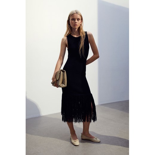 H & M - Dzianinowa sukienka z frędzlami - Czarny ze sklepu H&M w kategorii Sukienki - zdjęcie 172155743