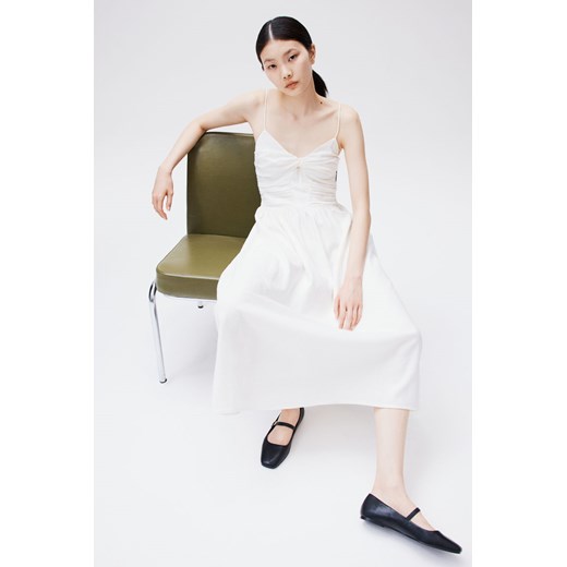 H & M - Sukienka z domieszką lnu - Biały ze sklepu H&M w kategorii Sukienki - zdjęcie 172174410