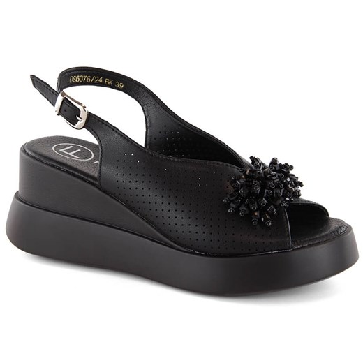 Skórzane sandały damskie na koturnie z koralikami czarne Filippo DS6076 ze sklepu ButyModne.pl w kategorii Sandały damskie - zdjęcie 172183672