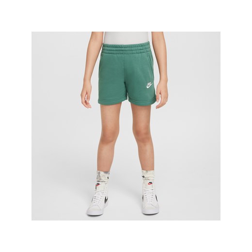 Spodenki z dzianiny dresowej dla dużych dzieci (dziewcząt) Nike Sportswear Club Fleece 12,5 cm - Zieleń ze sklepu Nike poland w kategorii Spodenki dziewczęce - zdjęcie 172184660