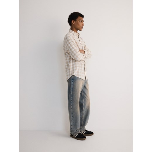 Reserved - Koszula regular fit w kratę - beżowy ze sklepu Reserved w kategorii Koszule męskie - zdjęcie 172189933
