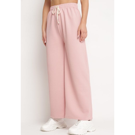 Różowe Materiałowe Spodnie z Gumką w Pasie Toralia ze sklepu Born2be Odzież w kategorii Spodnie damskie - zdjęcie 172246161