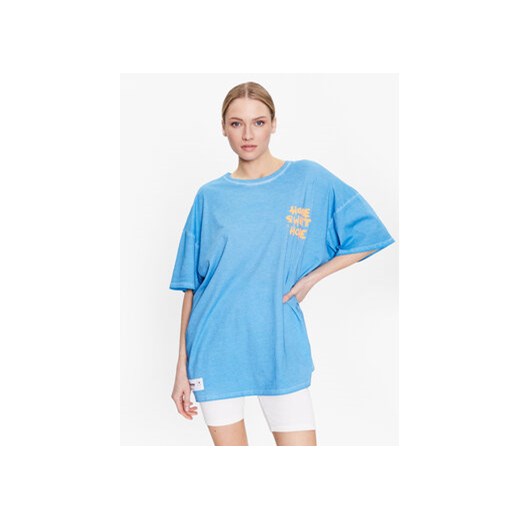 Guess T-Shirt Home W3GI50 K9RM4 Niebieski Oversize ze sklepu MODIVO w kategorii Bluzki damskie - zdjęcie 172248552