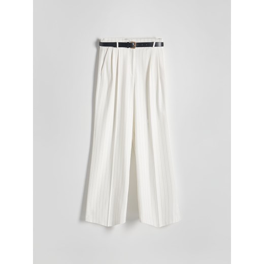 Reserved - Spodnie w prążek - biały ze sklepu Reserved w kategorii Spodnie damskie - zdjęcie 172274302