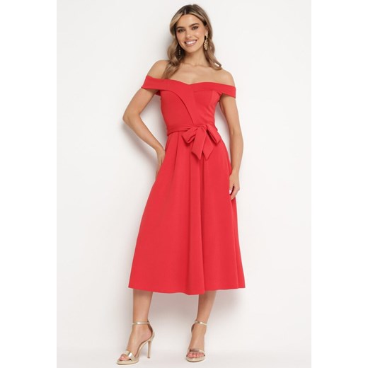 Czerwona Elegancka Sukienka o Fasonie Hiszpanki z Materiałowym Paskiem Xaelia ze sklepu Born2be Odzież w kategorii Sukienki - zdjęcie 172275130