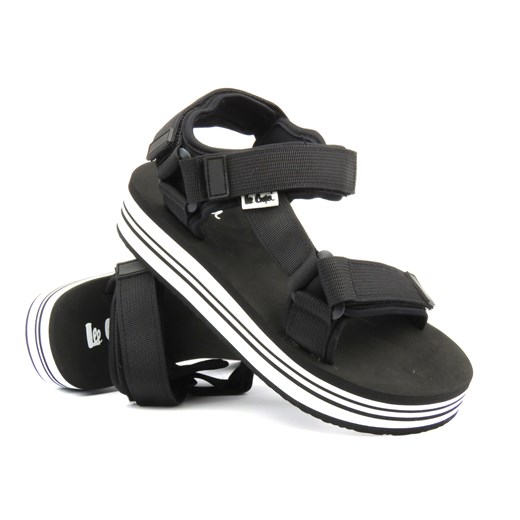 Sportowe sandały damskie na platformie- Lee Cooper LCW-24-05-2753L, czarno-białe ze sklepu ulubioneobuwie w kategorii Sandały damskie - zdjęcie 172289193