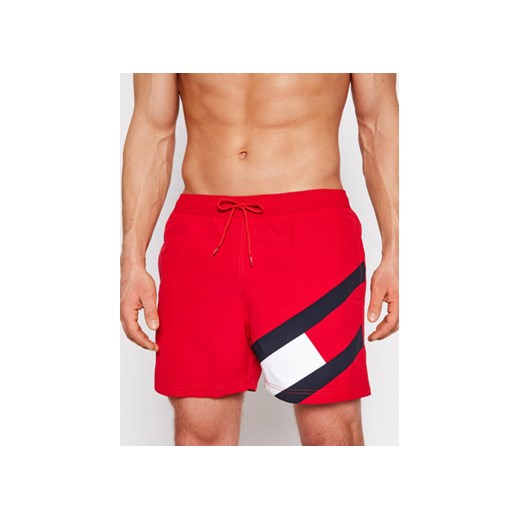 Tommy Hilfiger Szorty kąpielowe UM0UM02048 Czerwony Slim Fit ze sklepu MODIVO w kategorii Kąpielówki - zdjęcie 172293963