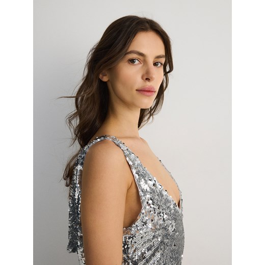 Sukienka Reserved srebrna maxi dopasowana w cekiny