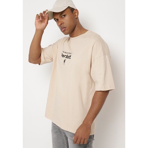 Beżowa Bawełniana Koszulka T-shirt z Krótkim Rękawem Ozdobiony Nadrukami Citara ze sklepu Born2be Odzież w kategorii T-shirty męskie - zdjęcie 172305282