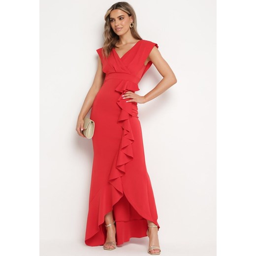 Czerwona Asymetryczna Sukienka z Dekoltem V i Ozdobną Falbaną Efiola ze sklepu Born2be Odzież w kategorii Sukienki - zdjęcie 172308280