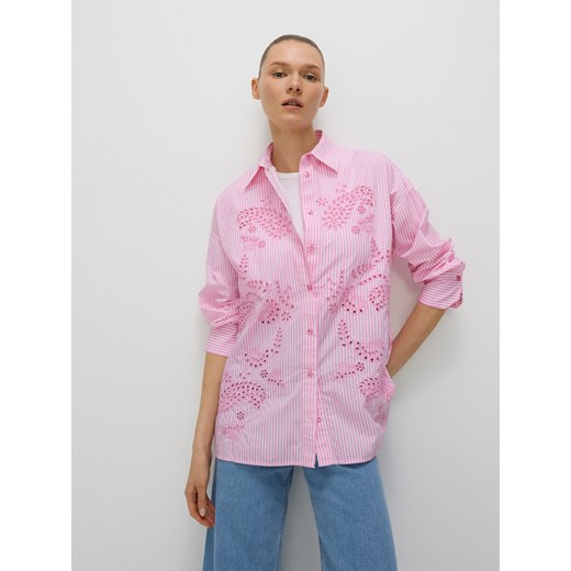 Reserved - Bawełniana koszula z ażurowym haftem - różowy ze sklepu Reserved w kategorii Koszule damskie - zdjęcie 172310771