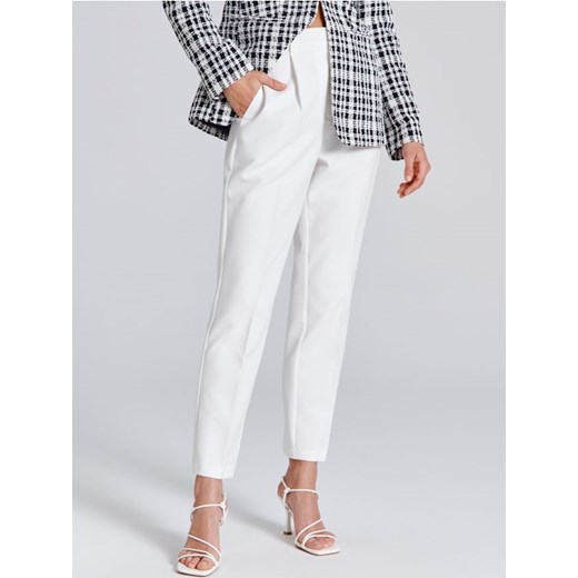 Sinsay - Spodnie cygaretki - biały ze sklepu Sinsay w kategorii Spodnie damskie - zdjęcie 172328202