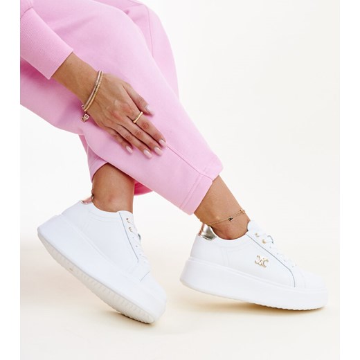 Białe skórzane sneakersy na wysokiej podeszwie Melita Gemre 41 gemre