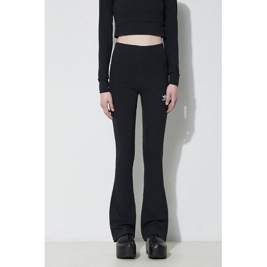 adidas Originals spodnie damskie kolor czarny dzwony high waist II8056 ze sklepu PRM w kategorii Spodnie damskie - zdjęcie 172332624