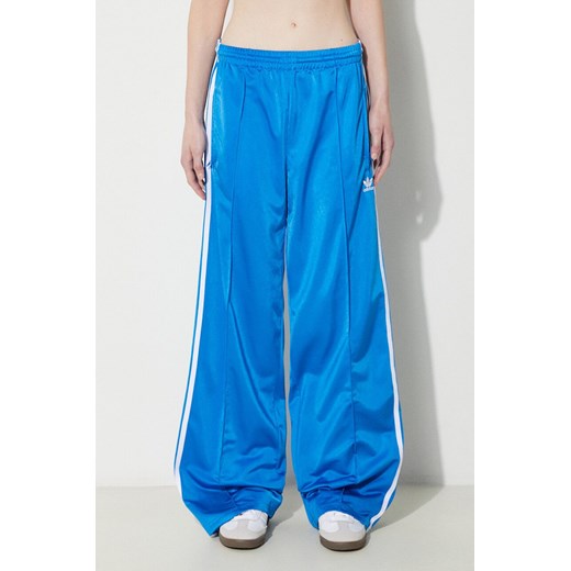adidas Originals spodnie dresowe kolor niebieski wzorzyste IP0633 ze sklepu PRM w kategorii Spodnie damskie - zdjęcie 172333550