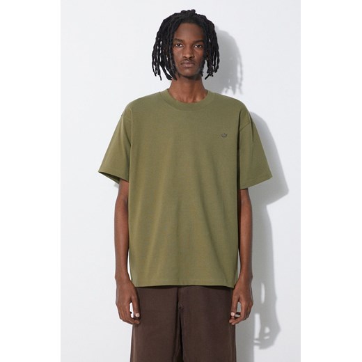 adidas Originals t-shirt bawełniany męski kolor zielony gładki IP2771 ze sklepu PRM w kategorii T-shirty męskie - zdjęcie 172334061