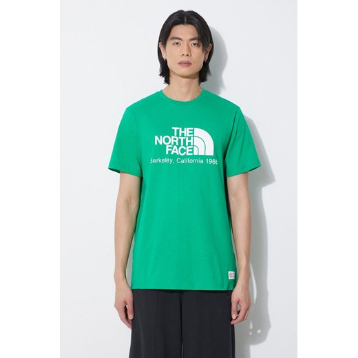 The North Face t-shirt bawełniany M Berkeley California S/S Tee męski kolor zielony z nadrukiem NF0A87U5PO81 ze sklepu PRM w kategorii T-shirty męskie - zdjęcie 172334153