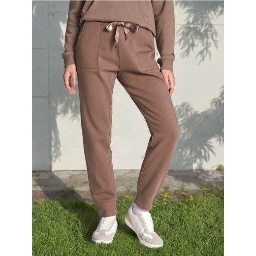 Sinsay - Spodnie dresowe - brązowy ze sklepu Sinsay w kategorii Spodnie damskie - zdjęcie 172337911