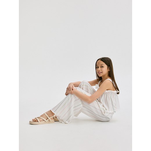 Reserved - Sandały z imitacji skóry - kremowy ze sklepu Reserved w kategorii Sandały dziecięce - zdjęcie 172357113