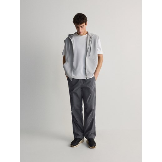 Reserved - Bluza bez rękawów - jasnoszary ze sklepu Reserved w kategorii Bluzy męskie - zdjęcie 172357322