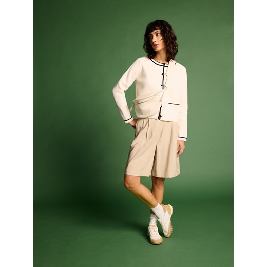 Reserved szorty beżowe 