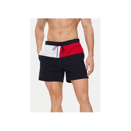 Tommy Hilfiger Szorty kąpielowe UM0UM03259 Granatowy Regular Fit ze sklepu MODIVO w kategorii Kąpielówki - zdjęcie 172400662