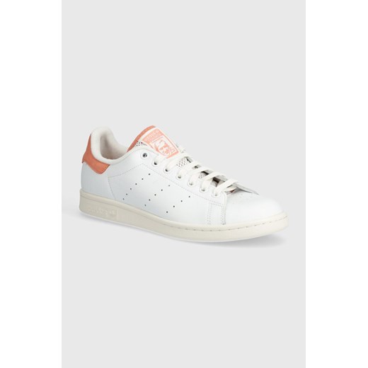 adidas Originals sneakersy skórzane Stan Smith kolor biały IG1326 ze sklepu PRM w kategorii Buty sportowe męskie - zdjęcie 172423080