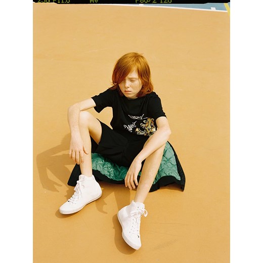 Sisley Koszulka w kolorze czarnym ze sklepu Limango Polska w kategorii T-shirty chłopięce - zdjęcie 172436052