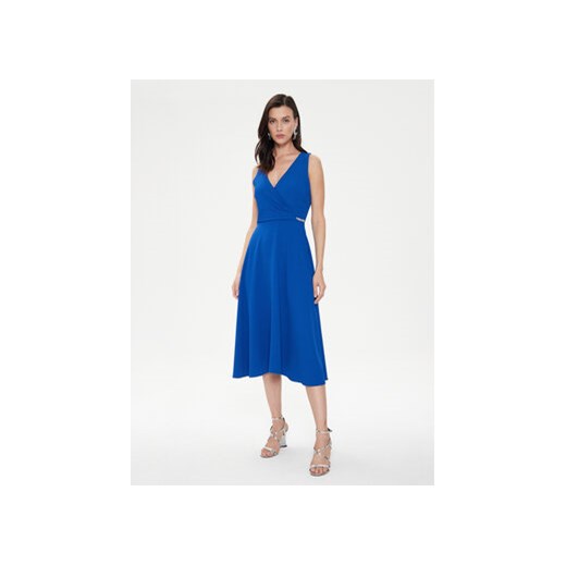 Rinascimento Sukienka koktajlowa CFC0118517003 Niebieski Regular Fit ze sklepu MODIVO w kategorii Sukienki - zdjęcie 172449833