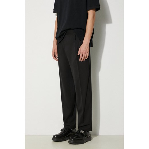Neil Barrett spodnie z domieszką wełny kolor czarny proste MY30151A-Y000-001N ze sklepu PRM w kategorii Spodnie męskie - zdjęcie 172532610