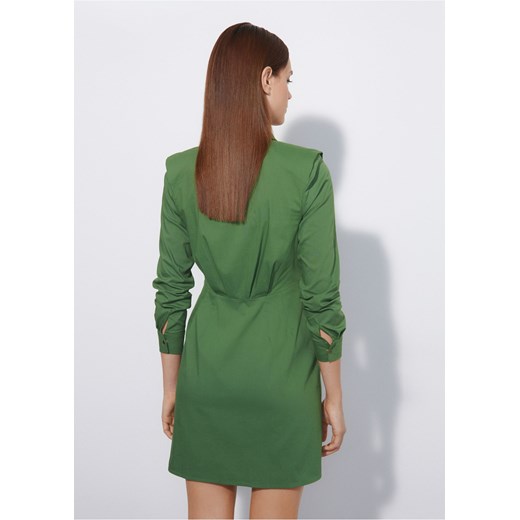 Zielona sukienka z kołnierzykiem Ochnik One Size promocyjna cena OCHNIK