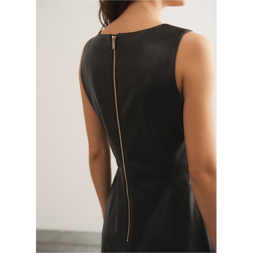 Czarna sukienka z imitacji skóry Ochnik One Size OCHNIK okazyjna cena