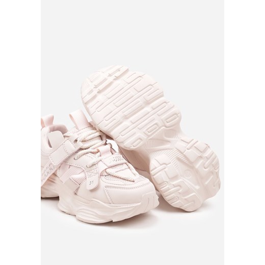 Buty sportowe dziecięce Born2be różowe z jeansu