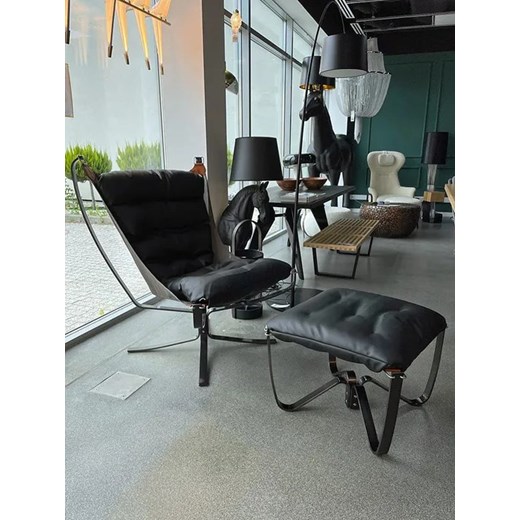 Czarny fotel z podnóżkiem do salonu - Liria 2X Elior One Size Edinos.pl