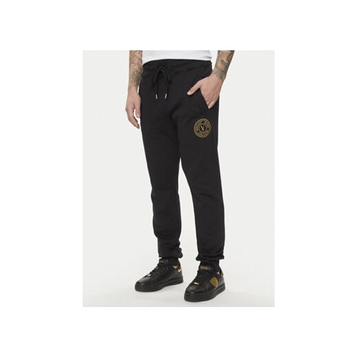 Versace Jeans Couture Spodnie dresowe 76GAAT02 Czarny Regular Fit ze sklepu MODIVO w kategorii Spodnie męskie - zdjęcie 172637653